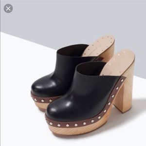 Zara Clogs